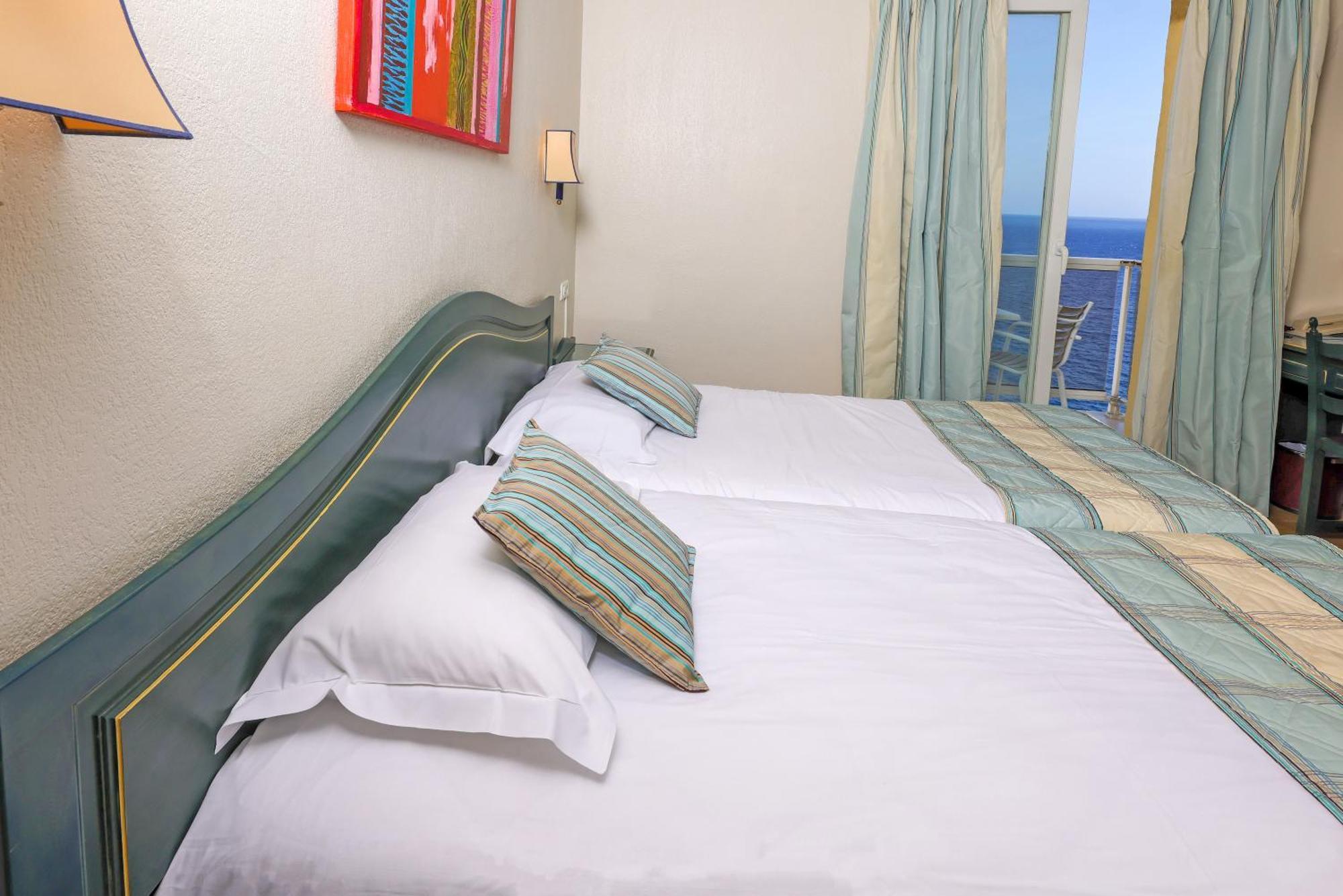Hotel Saint Christophe 卡尔维 外观 照片