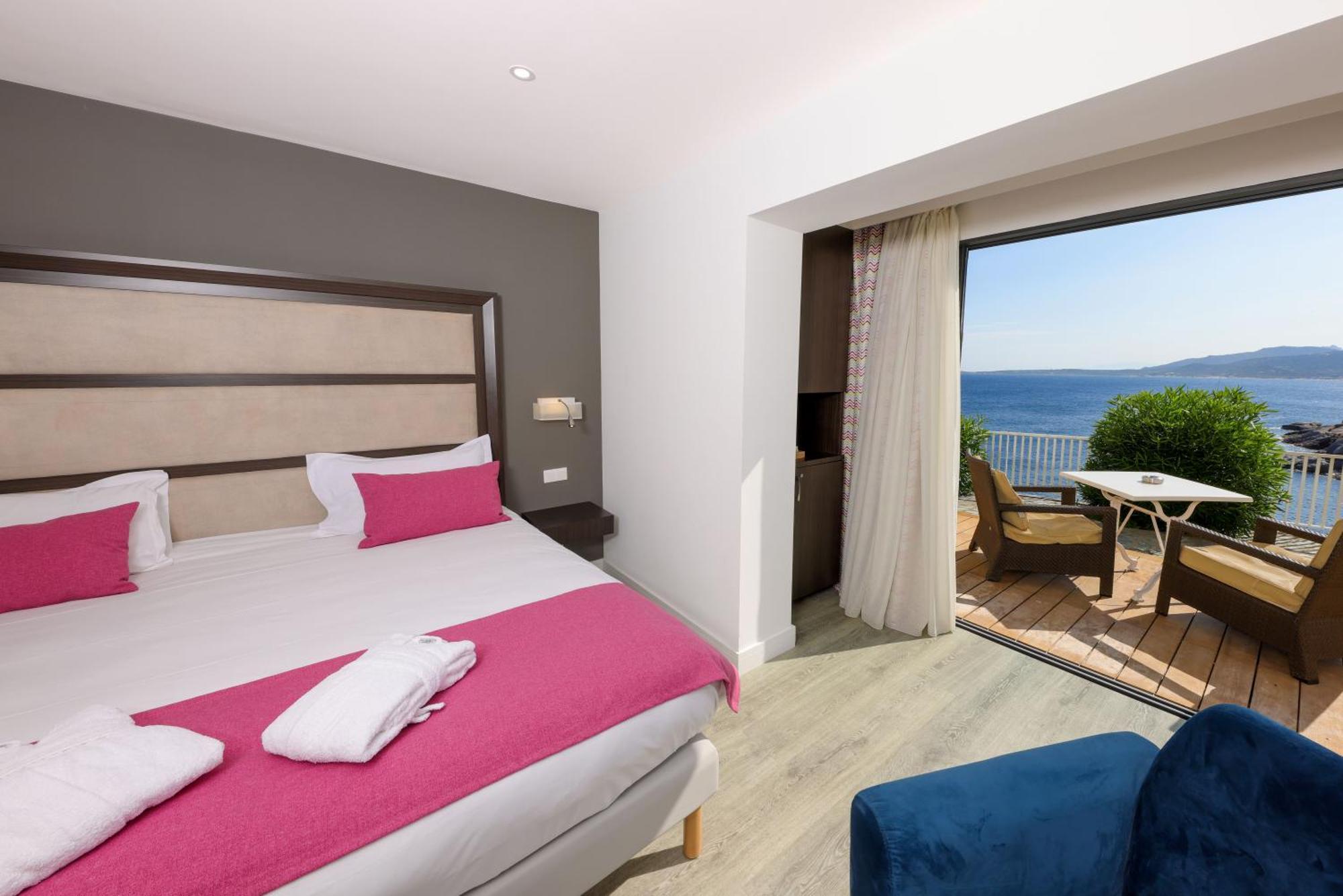 Hotel Saint Christophe 卡尔维 外观 照片