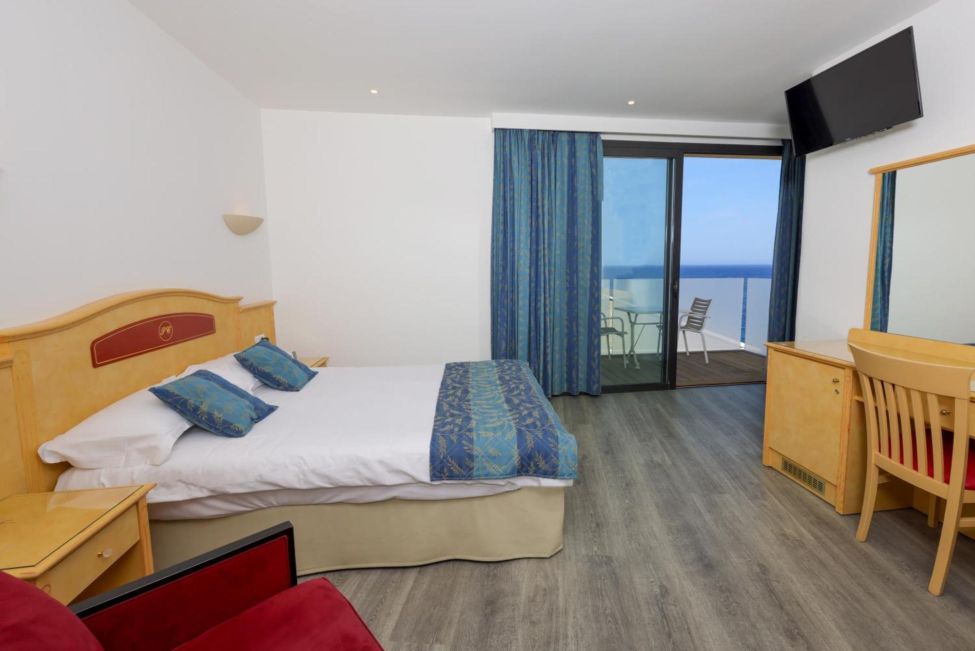 Hotel Saint Christophe 卡尔维 外观 照片